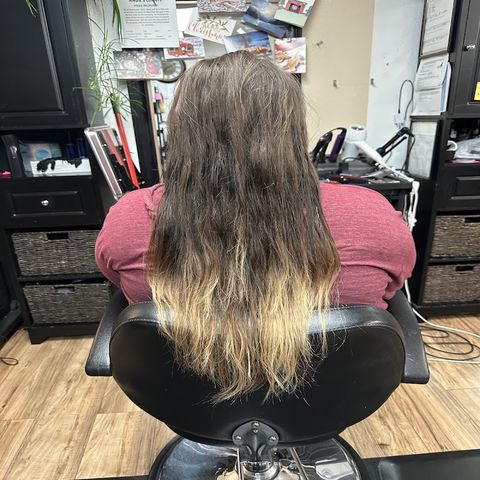 Praxis Salon, beauty salon in Hoquiam, WA